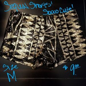 *SOLD*High waist sequin short-shorts sz M